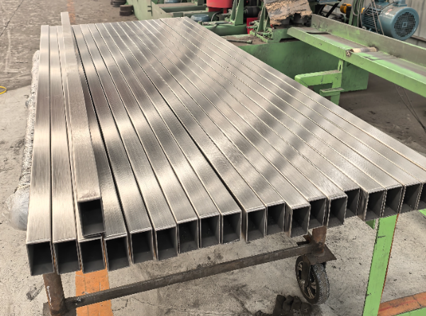 泰安建筑工程行业用不锈钢无缝钢管